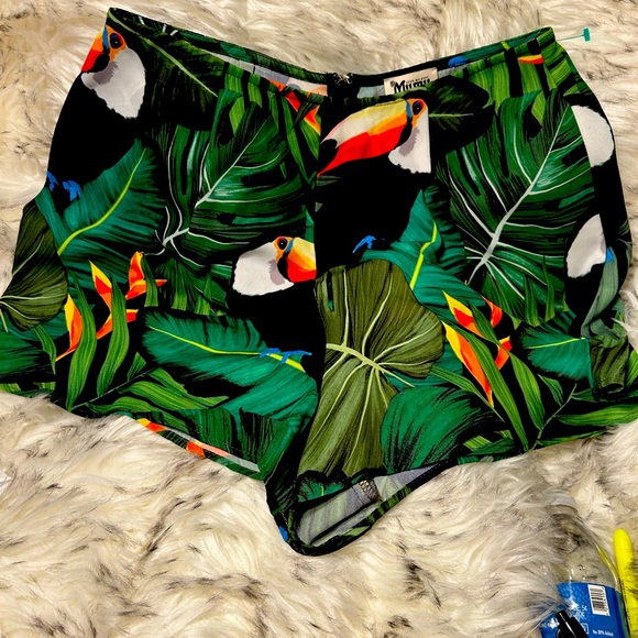 SHOW ME YOUR MUMU TOUCAN SHORTS - Picture 1 of 3
